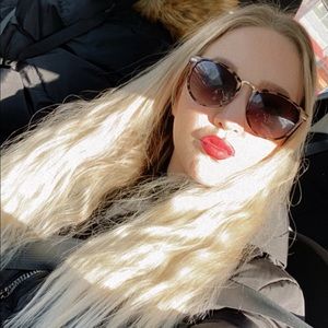 Meet your Posher, Nikki